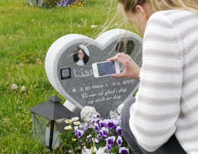 Begravningsbyrå Halmstad - J F Svenssons Begravningsbyrå Halmstad - Begravningar - Gravstenar Begravningsbyrå Halmstad - J F Svenssons Begravningsbyrå Halmstad - Begravningar - Gravstenar