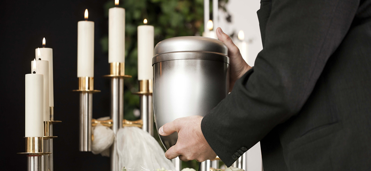 Urnor Halmstad – Stort utbud av urnor till begravningar i Halmstad med omnejd